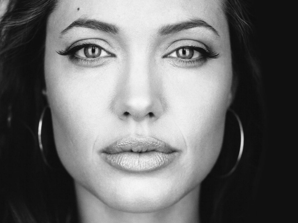 Angelina Jolie #28860