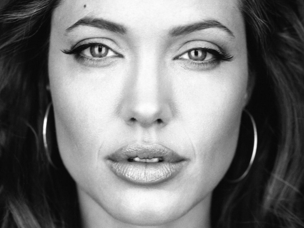 Angelina Jolie #28872