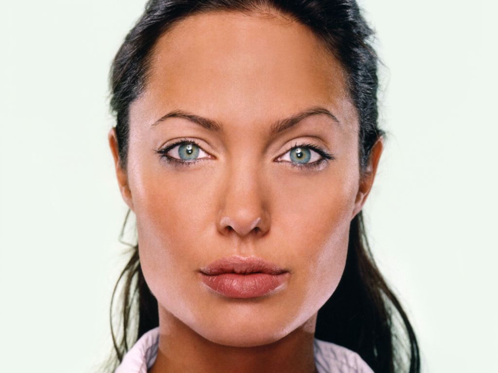 Angelina Jolie #28965