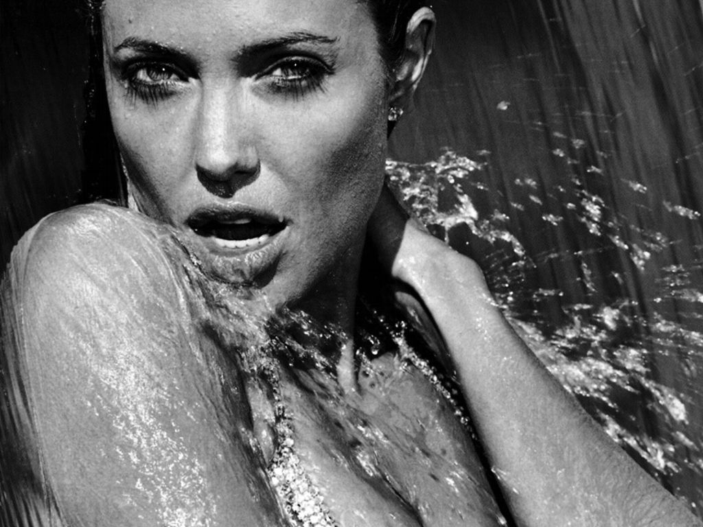 Angelina Jolie #28971