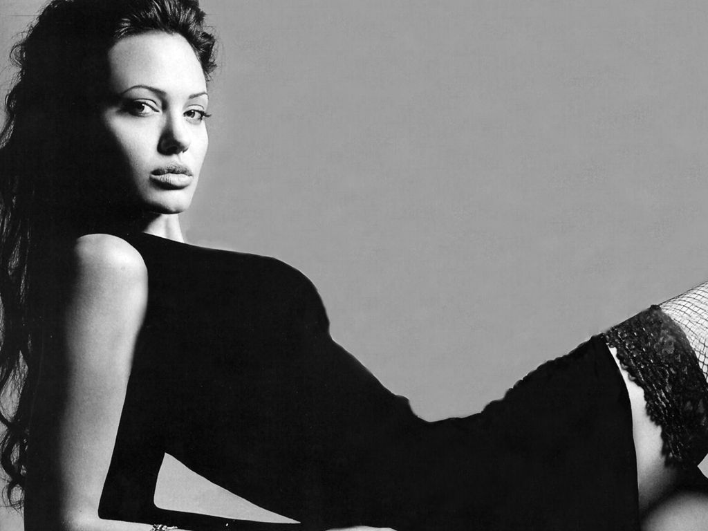 Angelina Jolie #28996
