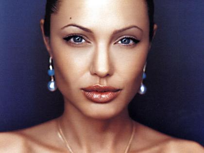 Angelina Jolie