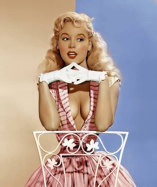 Betty Brosmer #146400