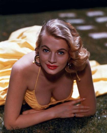 Anita Ekberg