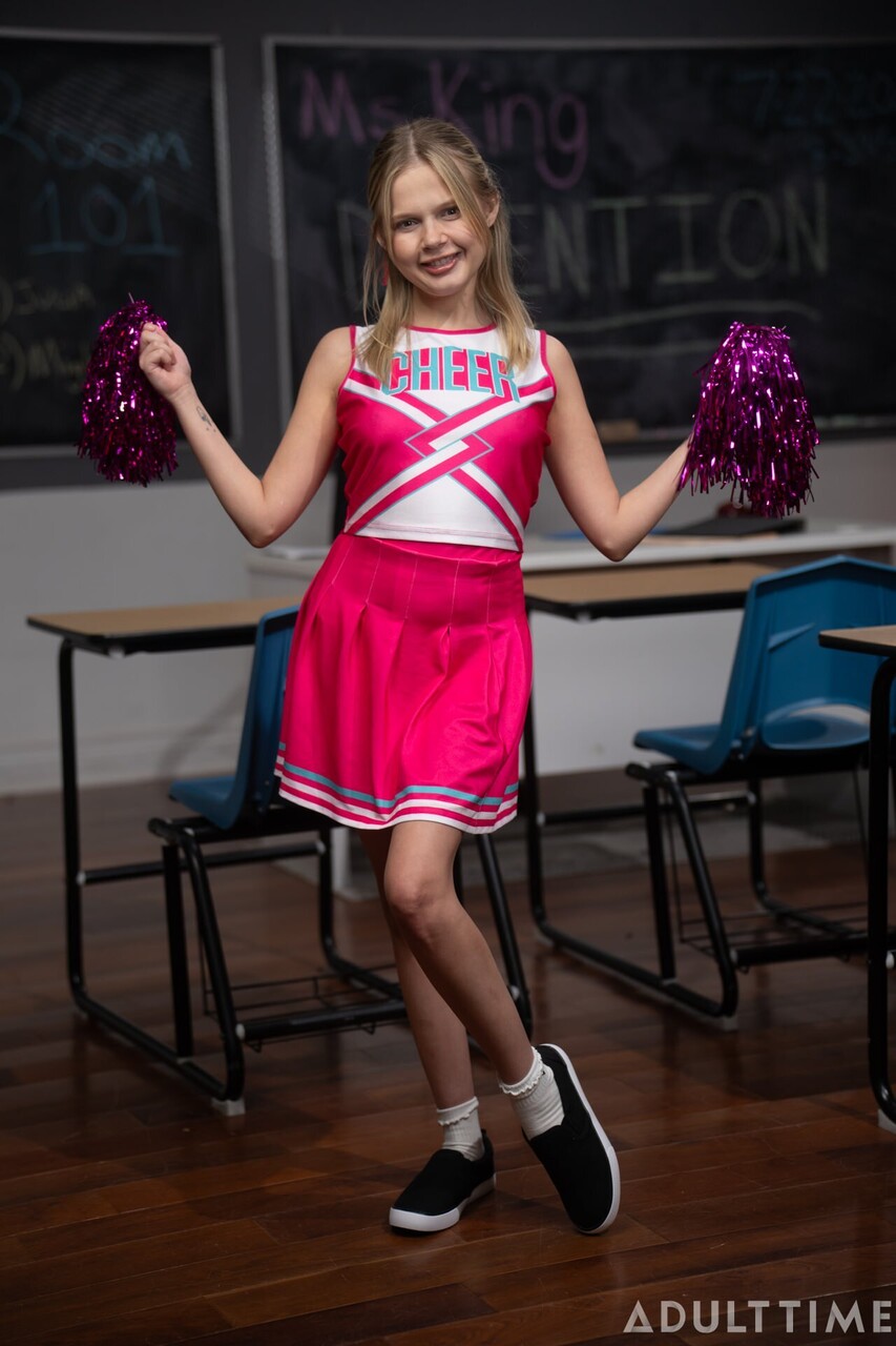 Coco Lovelock #147824