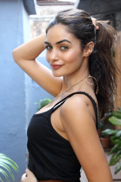 GABRIELLA DEMETRIADES #149230