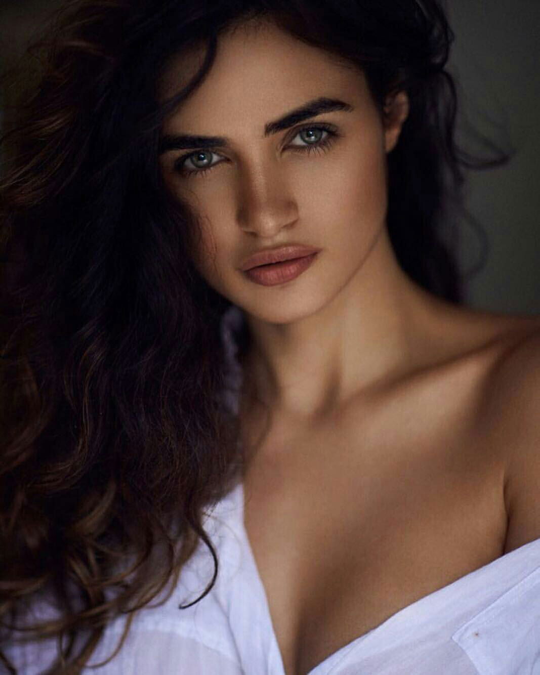 GABRIELLA DEMETRIADES #149235