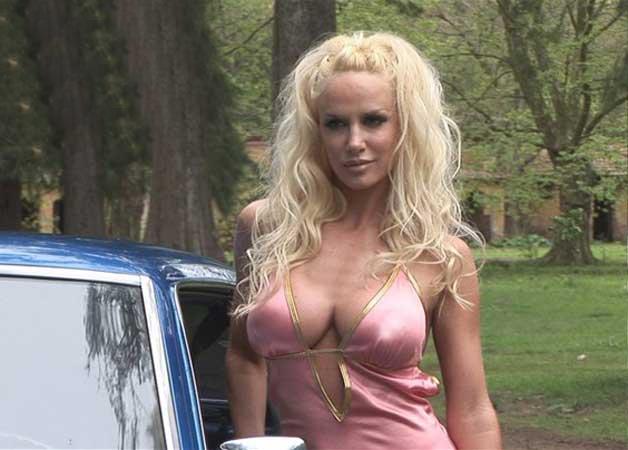 Luciana Salazar #150834