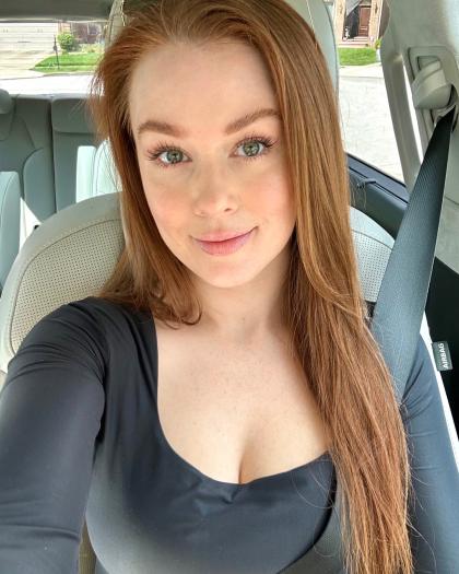Leanna Decker
