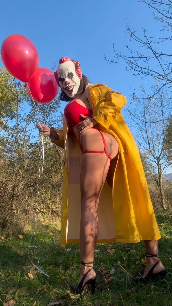 Lucia Smiešková #49704