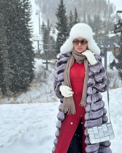 Anastasia Skyline photo 39150