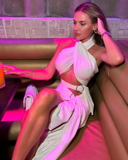 Anastasia Skyline photo 39180