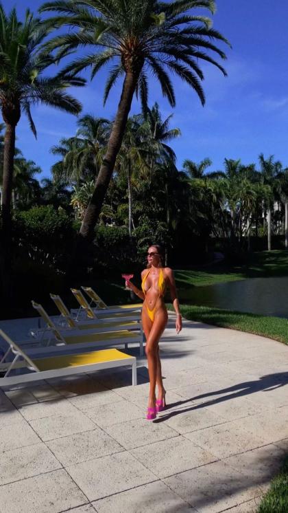 Anastasia Skyline photo 39192