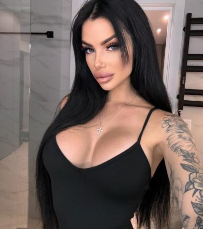 Michelle photo 39232