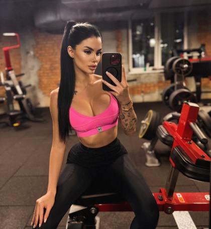 Michelle photo 39234