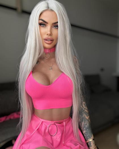 Michelle photo 39252