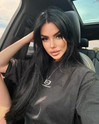 Michelle photo 39266