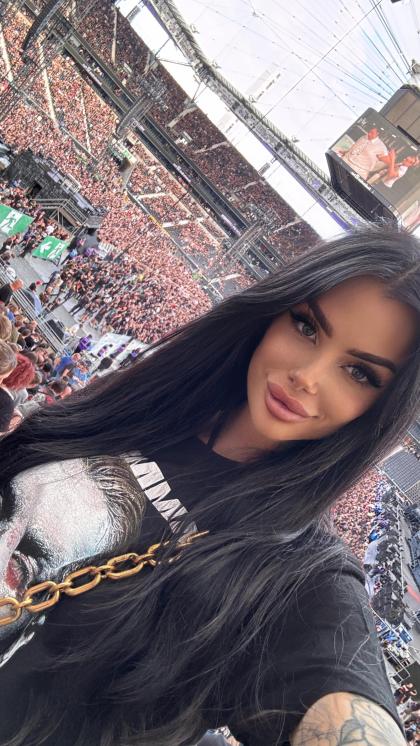 Michelle photo 39278