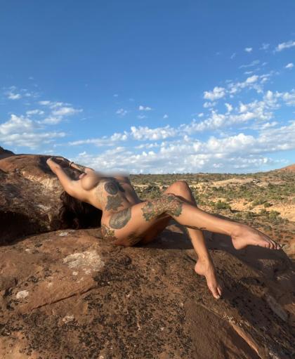 Emily June photo 49997