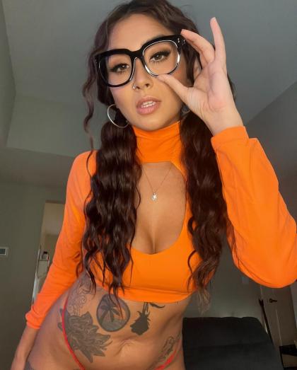 Emily June photo 49998