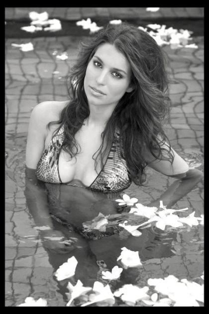 Laury Thilleman