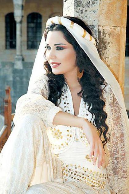 Cyrine Abdelnour photo 162400