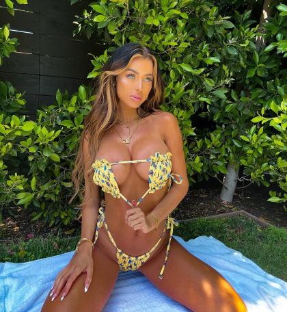 Ashley Nichole photo 50320