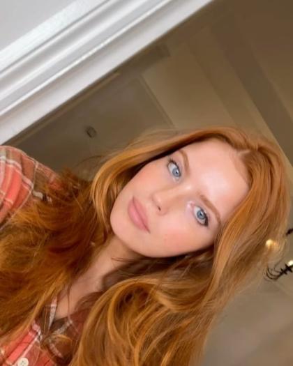 Emily Grace photo 39560