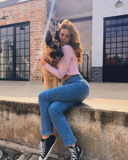 Emily Grace photo 39577