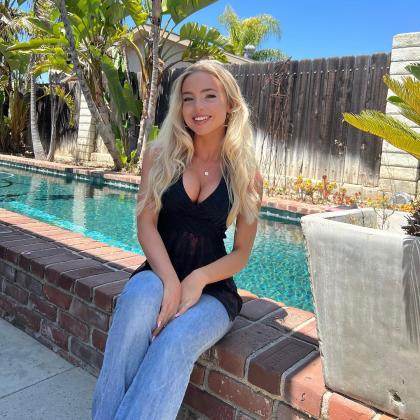 Emma Sophia Kotos photo 39678