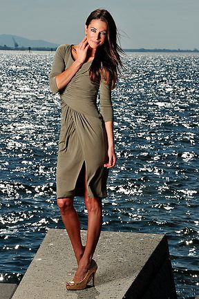 Esther Anderson #165387