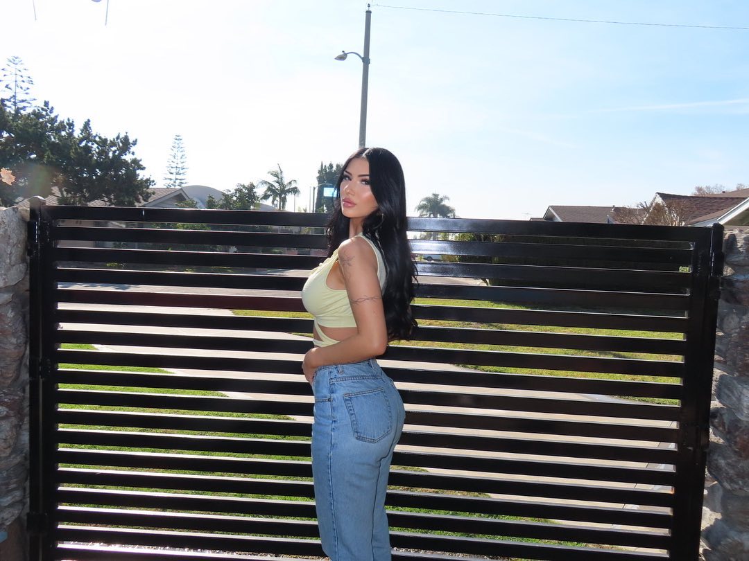 Hayden Pierce #165920