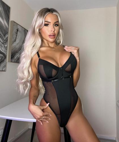 Amber Brown photo 167072