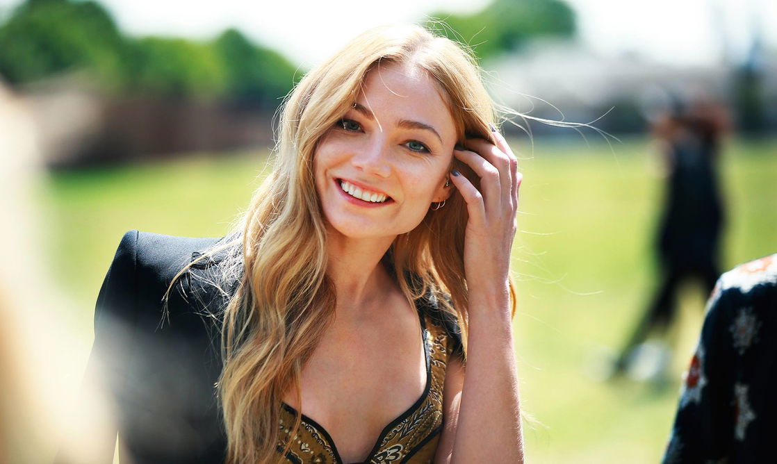 Clara Paget #168719