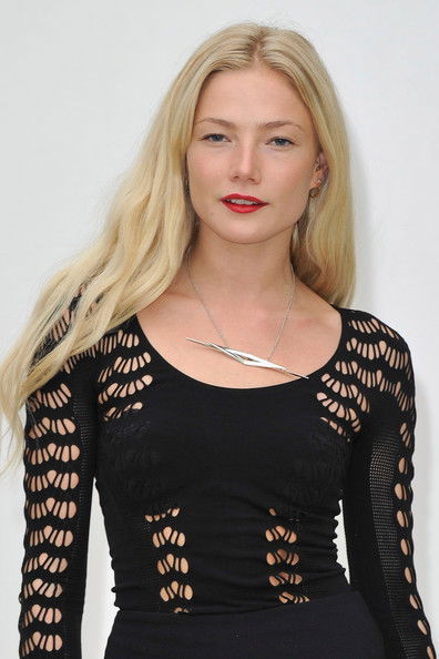 Clara Paget #168720