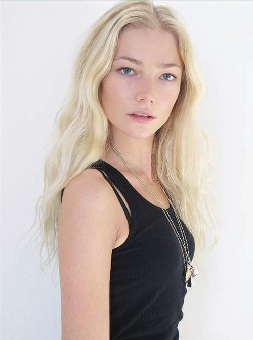 Clara Paget #168754