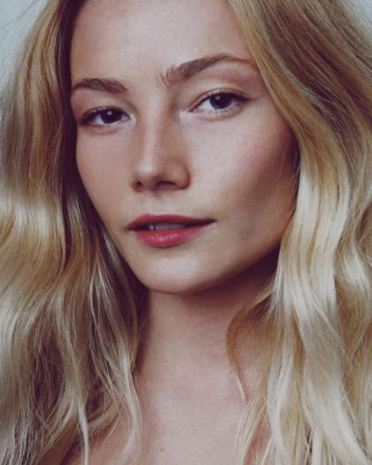 Clara Paget photo 168740