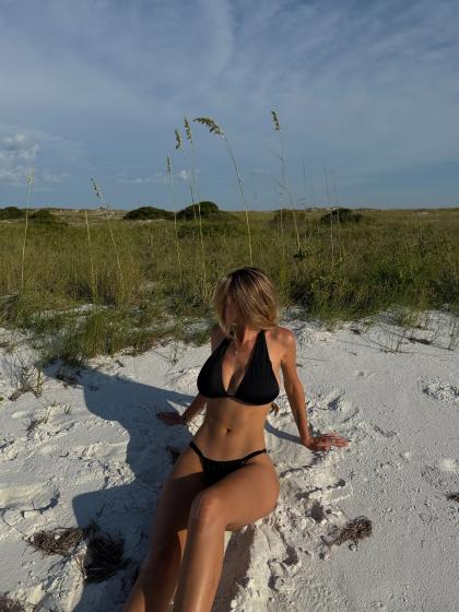 Madeline Hope photo 169023