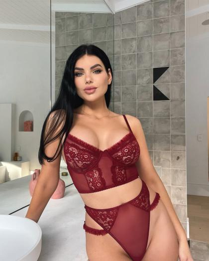 Nicole Thorne photo 169994