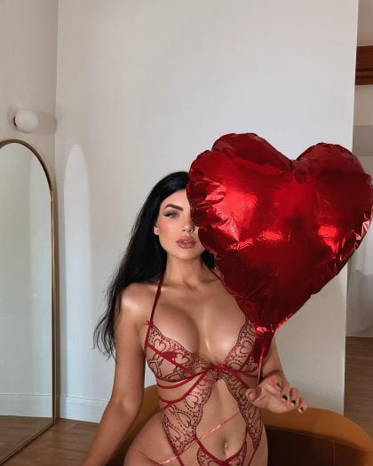 Nicole Thorne photo 170023