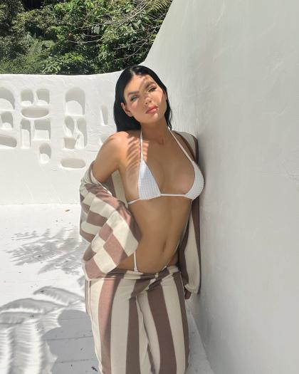 Nicole Thorne photo 170028