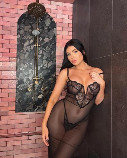 Nicole Thorne photo 170049