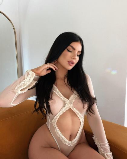 Nicole Thorne photo 170094