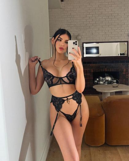 Nicole Thorne photo 170136