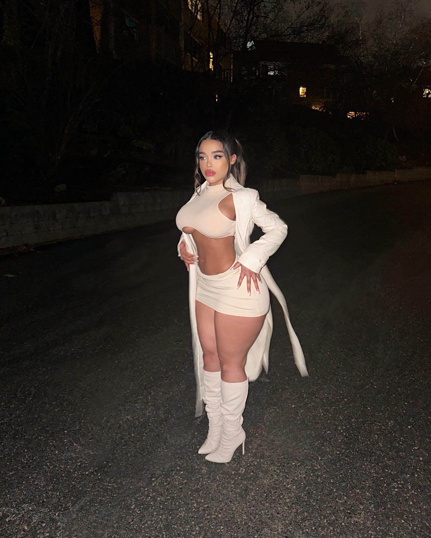 Giselle Lynette #170610