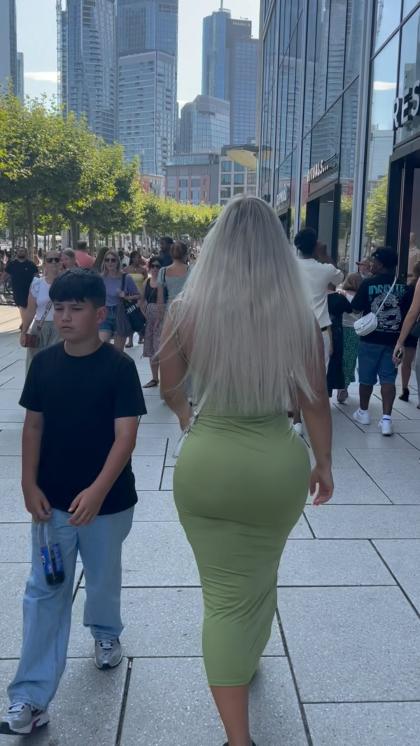 Jolie Becker photo 11180