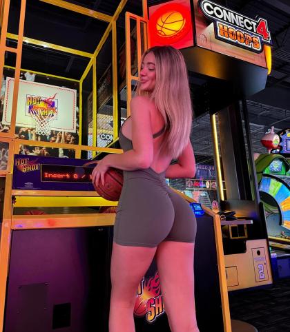 Autumn Renae photo 172038