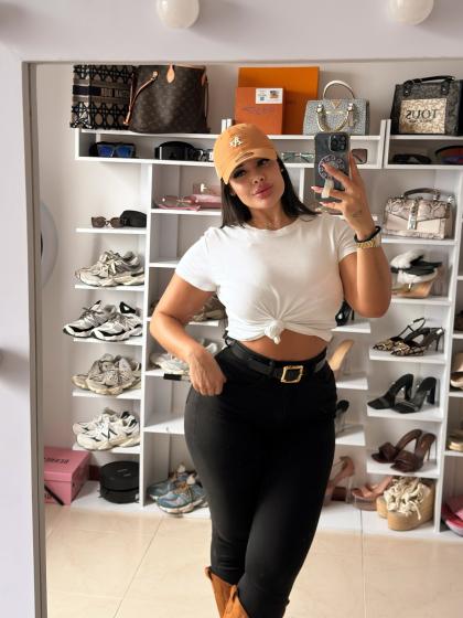 Lorena Gonzalez photo 172246