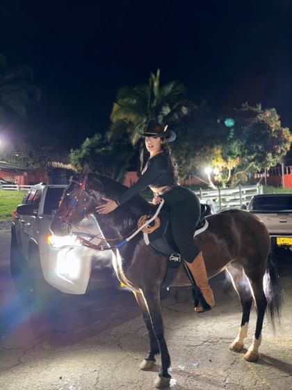 Lorena Gonzalez photo 172265