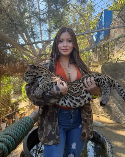 Esthefania Hernandez photo 173213